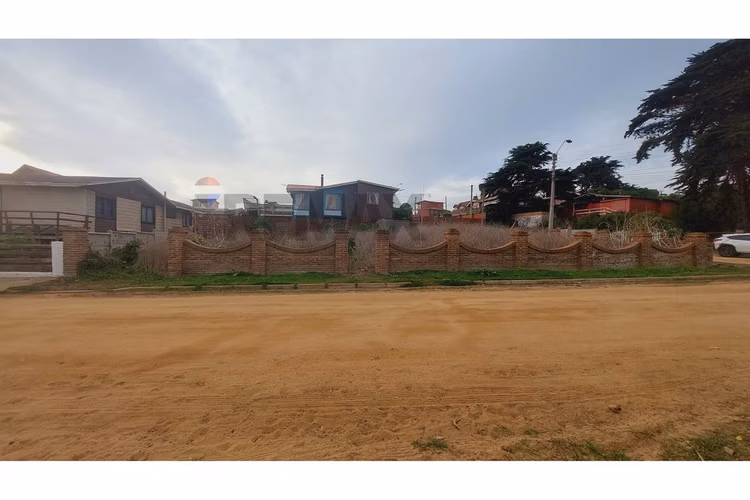 Terreno a 1 cuadra del mar