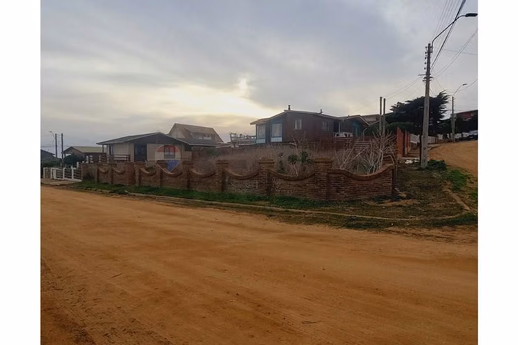 Terreno a 1 cuadra del mar