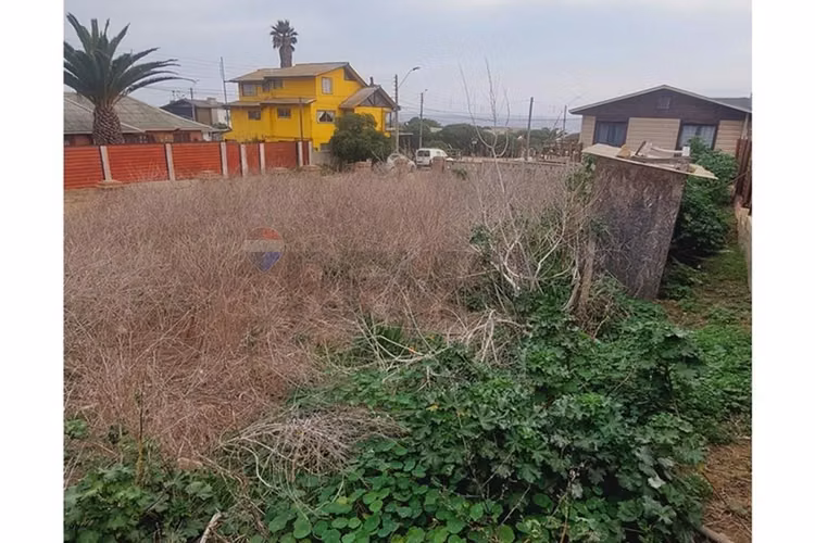 Terreno a 1 cuadra del mar