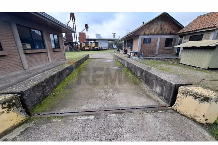 Venta 1.6 ha. bod y oficinas, km 288 ruta 5 sur