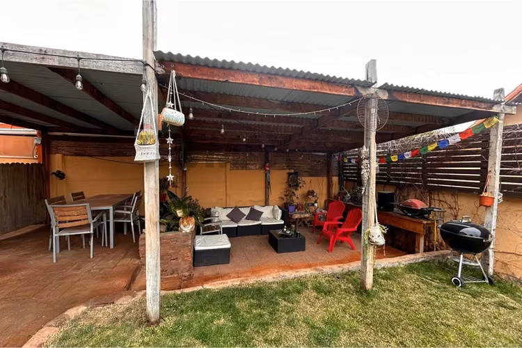 Amplia casa 250 m2 de terreno alto la florida