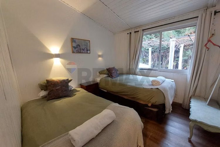 Casa con piscina en el ingenio