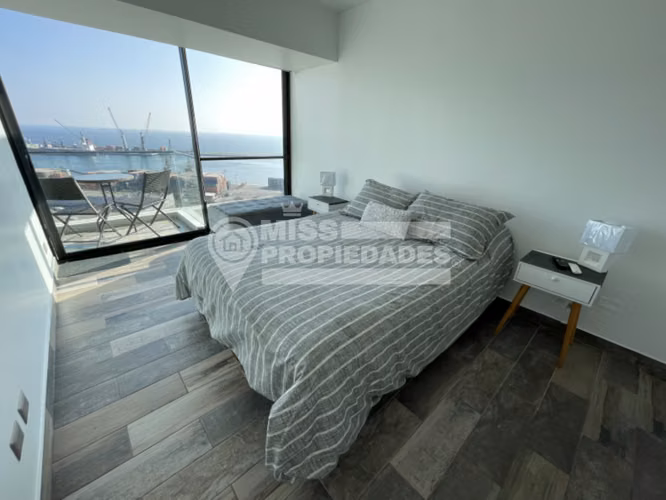 ARRIENDA DEPARTAMENTO AMOBLADO EDIFICIO PUERTO NUEVO