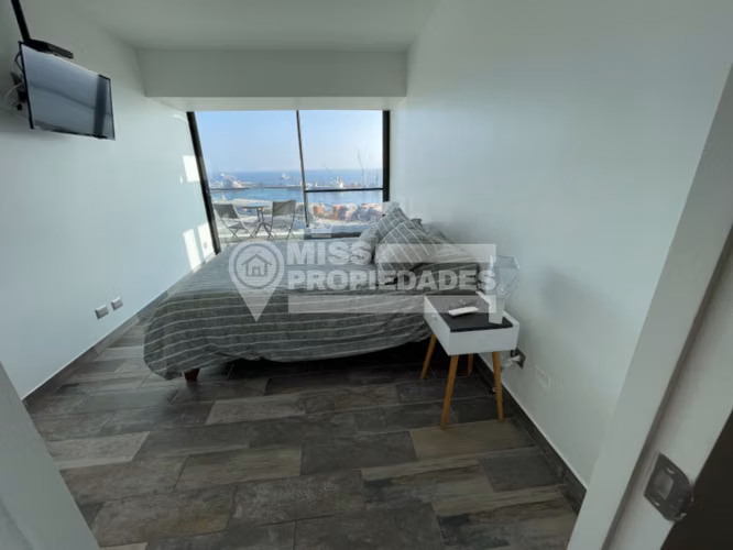 ARRIENDA DEPARTAMENTO AMOBLADO EDIFICIO PUERTO NUEVO