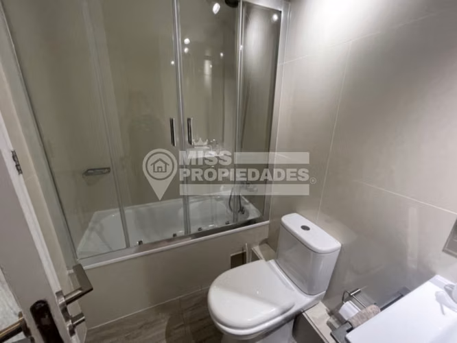 ARRIENDA DEPARTAMENTO AMOBLADO EDIFICIO PUERTO NUEVO