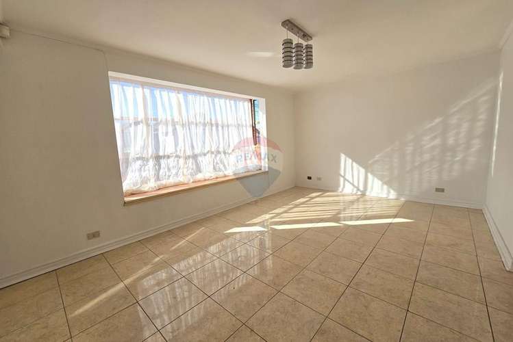 Venta casa 5d 3b parque ingles sector sur - Imagen 2