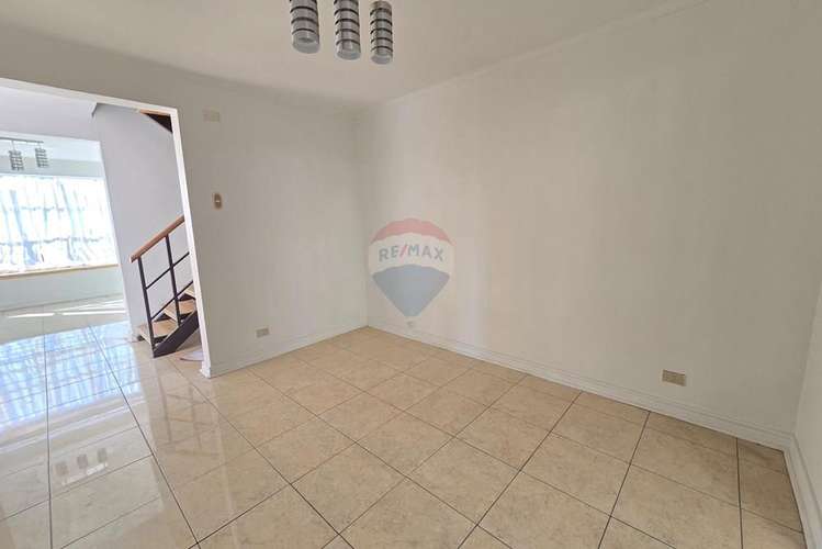 Venta casa 5d 3b parque ingles sector sur - Imagen 9