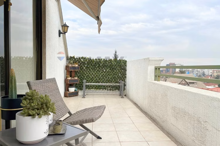 Depto 2 dorm + 1 baño, cocina renovada providencia