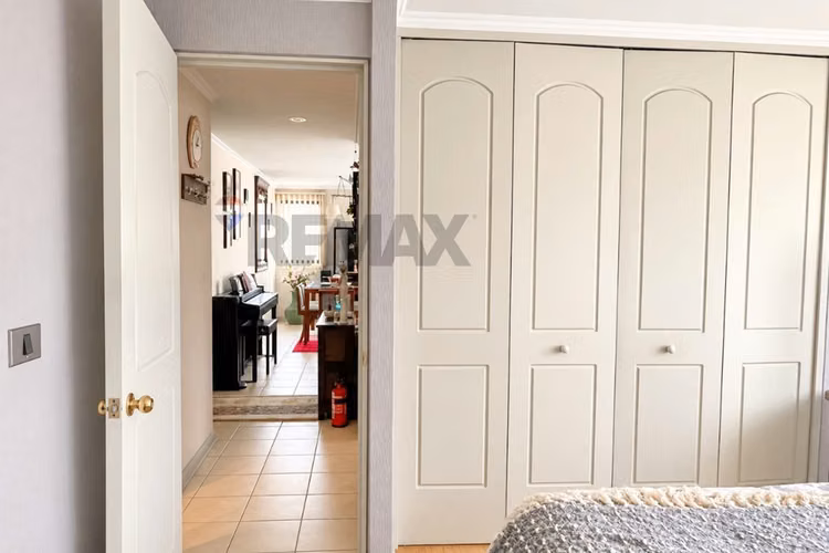 Depto 2 dorm + 1 baño, cocina renovada providencia