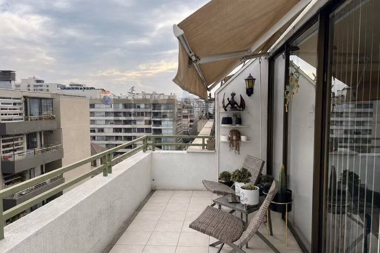 Depto 2 dorm + 1 baño, cocina renovada providencia