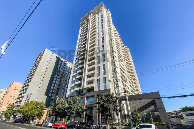 Venta departamento independencia. 2d + 2b