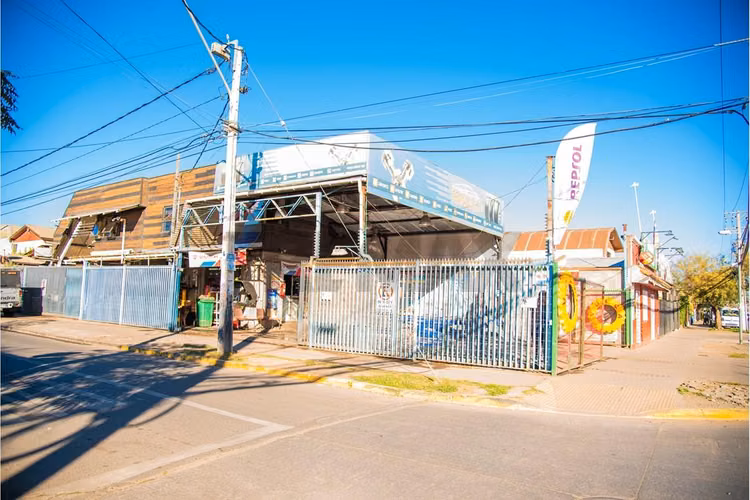 Propiedad comercial esquina con alto flujo