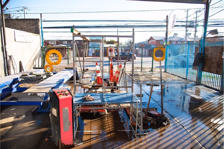 Propiedad comercial esquina con alto flujo