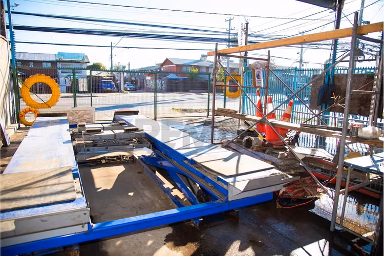 Propiedad comercial esquina con alto flujo
