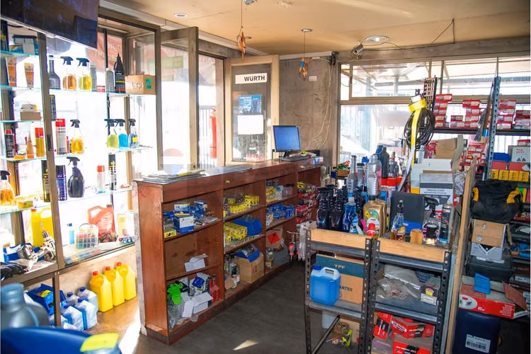 Propiedad comercial esquina con alto flujo