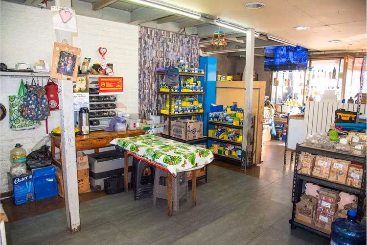 Propiedad comercial esquina con alto flujo