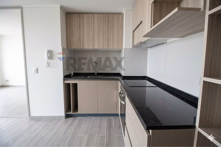 Arriendo de departamento nuevo en san miguel