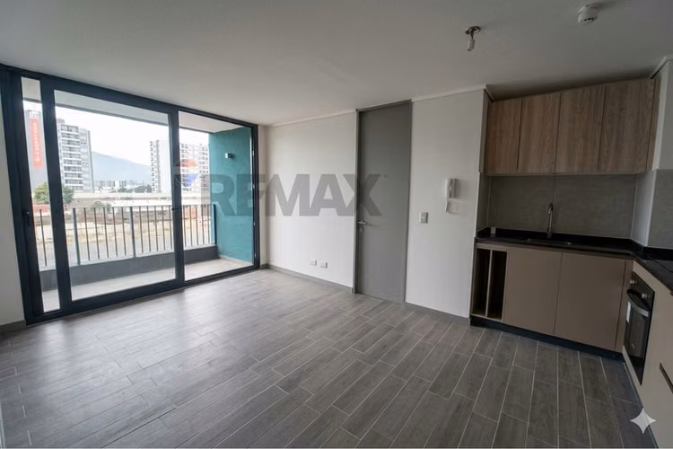 Arriendo de departamento nuevo en san miguel