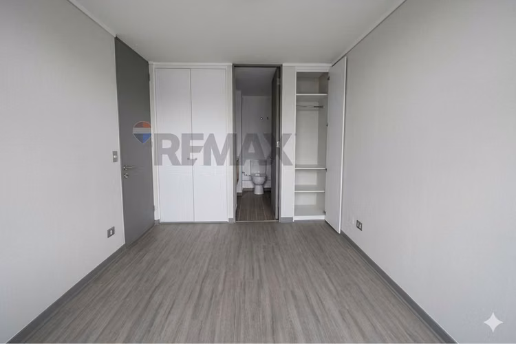 Arriendo de departamento nuevo en san miguel
