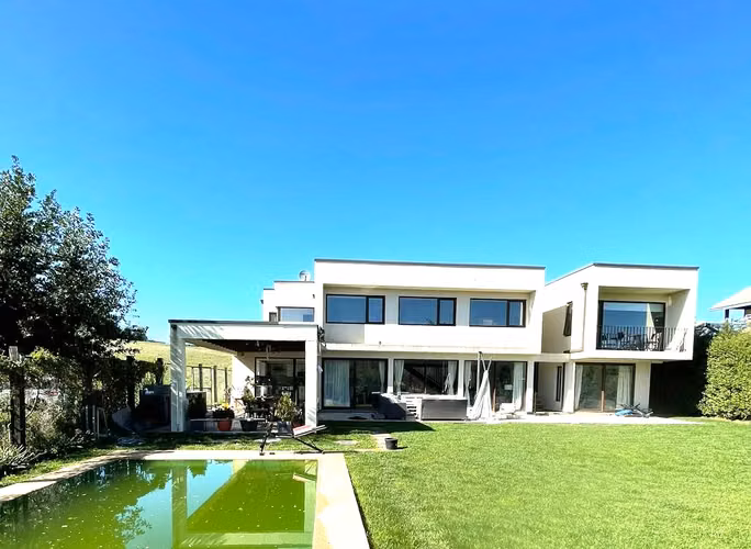 ESPECTACULAR CASA MODERNA EN LOMAS DEL CARMEN,  GRAN DISEÑO