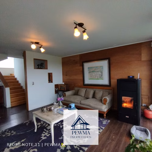 VENTA BELLA CASA EN EXCLUSIVO LOTEO CENTENARIO