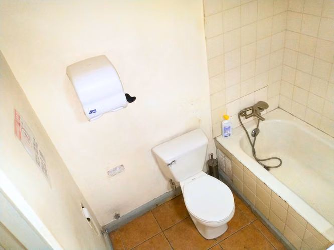 OPORTUNIDAD  OFICINA COMERCIAL METRO UC BARRIO LASTARRIA