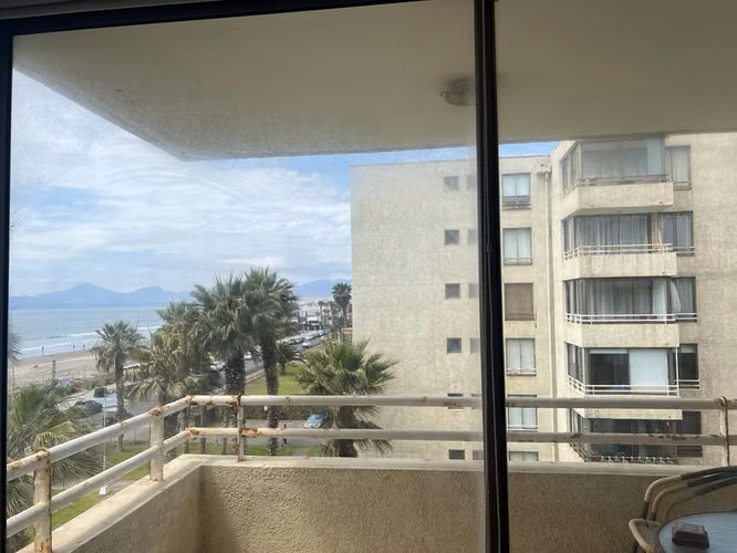 ARRIENDO DEPTO 1D 1 B  EST AV DEL MAR  1ERA LINEA