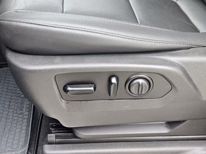 Chevrolet Silverado Silverado 5.3l Lt Tb At 4wd...