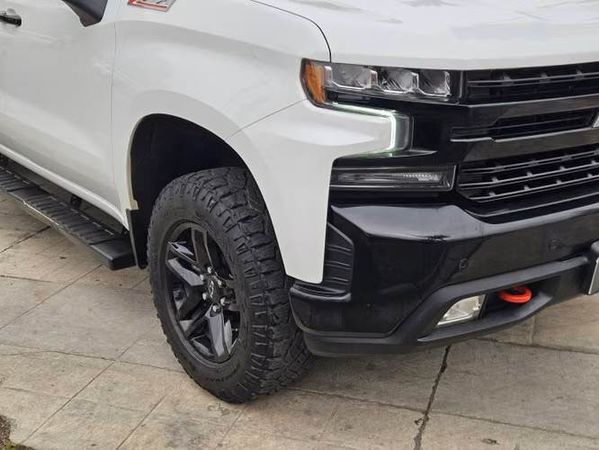Chevrolet Silverado Silverado 5.3l Lt Tb At 4wd...