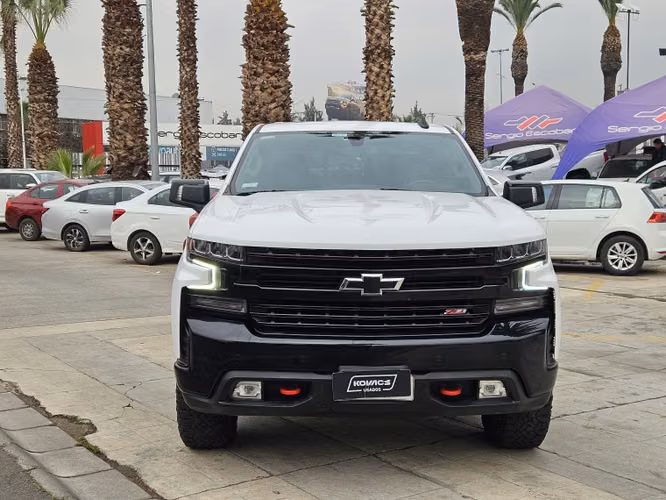 Chevrolet Silverado Silverado 5.3l Lt Tb At 4wd...