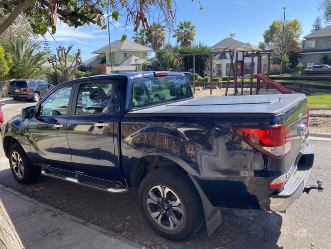 MAZDA BT-50 DCAB SDX 4X4 3.2 AUT