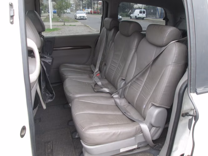 KIA GRAND CARNIVAL EX LIMITED 2.9 DIESEL AUTOMATICA - Imagen 11