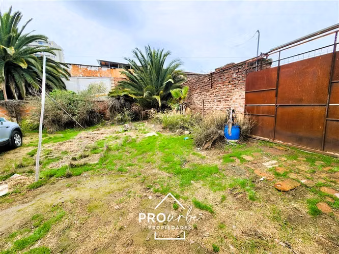 Sitio en venta en La Cisterna para desarrollo inmobiliario