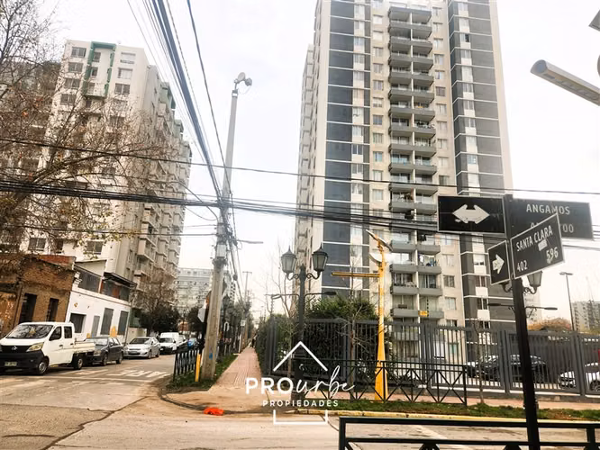 Sitio en venta en La Cisterna para desarrollo inmobiliario