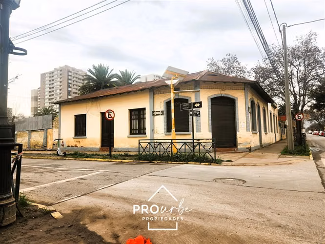 Sitio en venta en La Cisterna para desarrollo inmobiliario