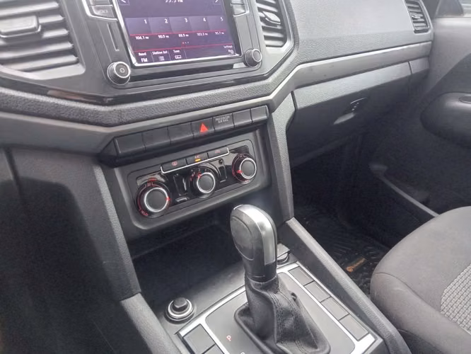 VOLKSWAGEN AMAROK 2023
