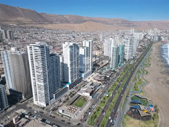 Depto. de Lujo, en Primera Línea en Iquique 4 D 4B