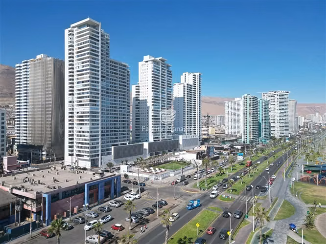 Depto. de Lujo, en Primera Línea en Iquique 4 D 4B