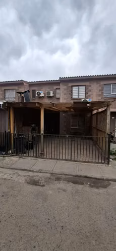 Gran propiedad a pasos de Metro Lo Cruzat. Quilicura - Imagen 2