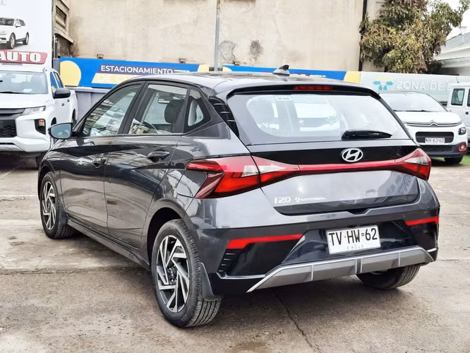 HYUNDAI I20 2025
