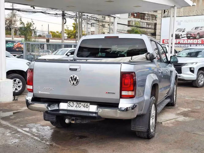 VOLKSWAGEN AMAROK 2023