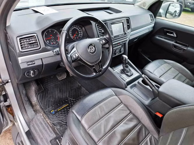 VOLKSWAGEN AMAROK 2023