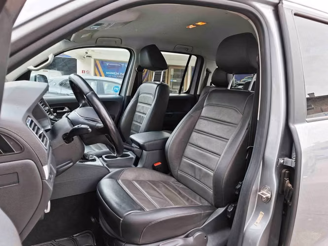 VOLKSWAGEN AMAROK 2023