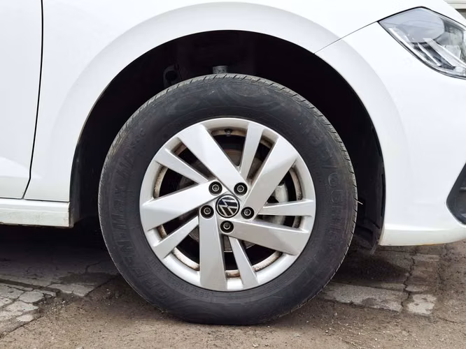 VOLKSWAGEN POLO 2025