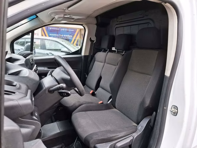 PEUGEOT PARTNER 2023 - Imagen 16
