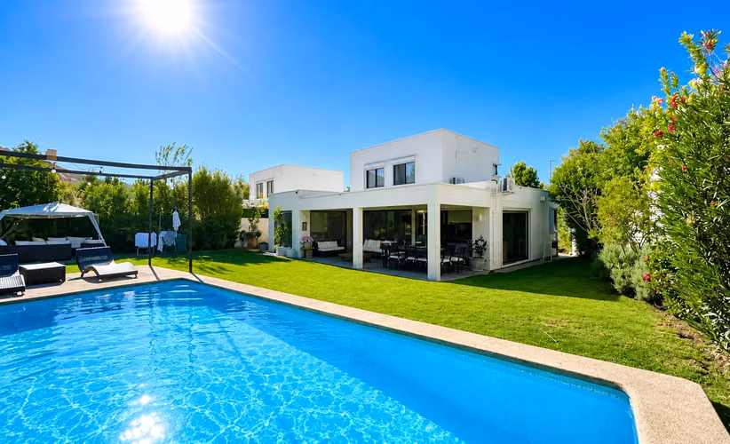 chamisero 4d/3b mas servicio  condominio exclusi (178180)