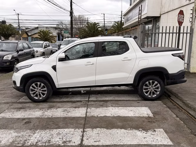 RAM 700 2024