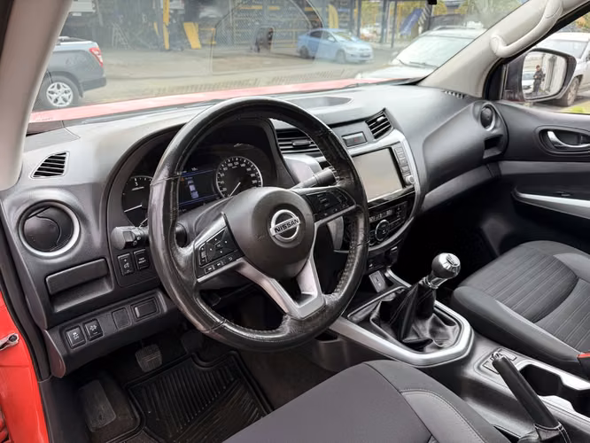 NISSAN NAVARA 2022