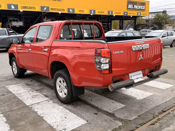 MITSUBISHI L200 2023