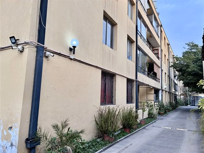 Departamento en venta de 3 dorm. en Barrio Brasil, Santiago